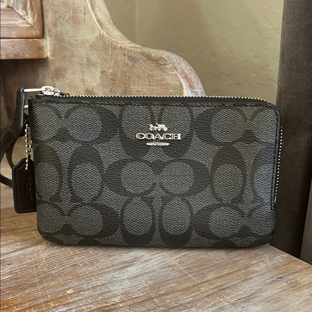 🖤 Coach Signature Double Corner Zip Wristlet Black Smoke Monogram Coated Canvas
